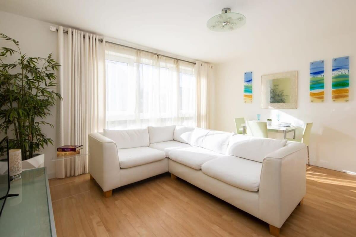 Sunny & Modern Near The Beach & Village W Parking East Wittering Exteriör bild